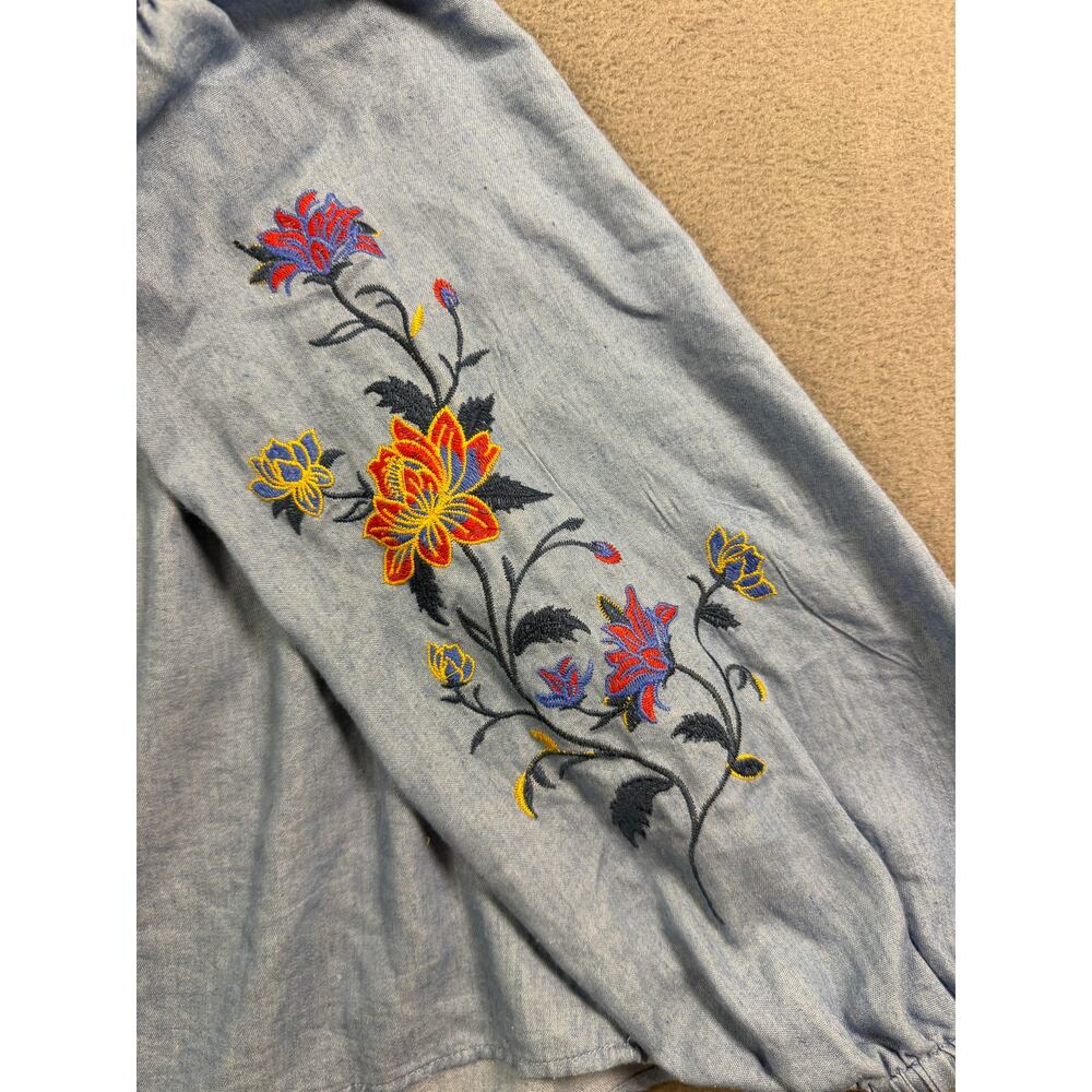 Jealous Tomato Small Light Wash Chambray Embroidered Off The Shoulder Blouse S - Picture 4 of 6